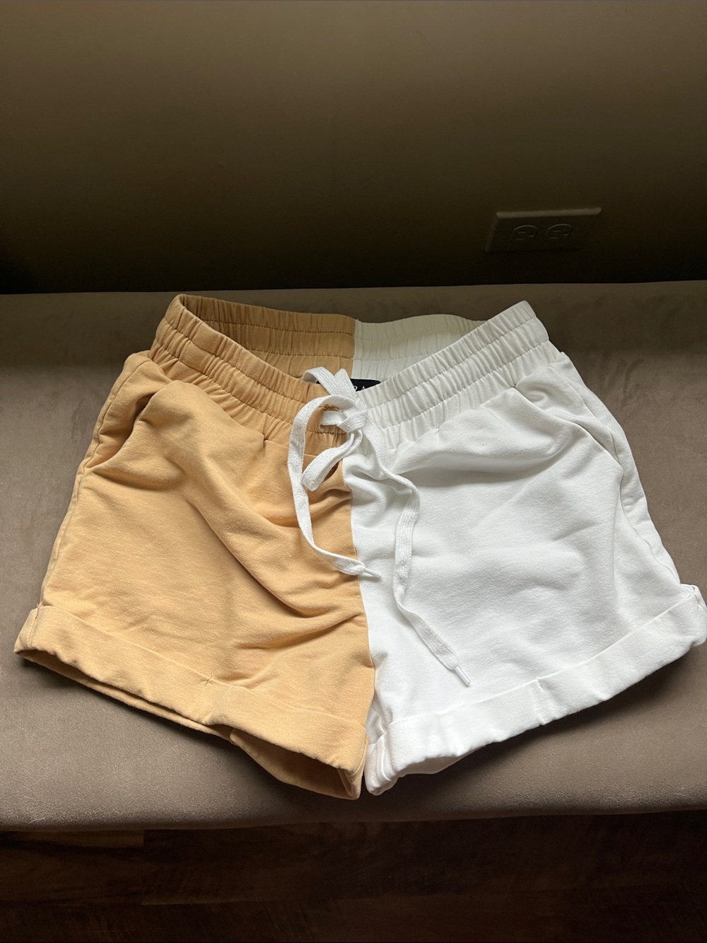 AKIRA Two-Tone Colorblock Drawstring Shorts